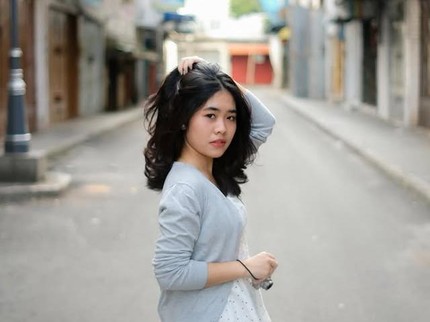 5 Potret Alifah Lubis Eks Artis Cilik Bergaya Lucu, Kini Sudah Besar dan Tampil Anggun