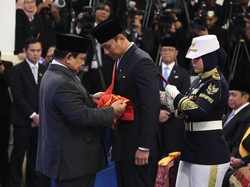 Menko AHY Dapat Anugerah Bintang Mahaputera Utama dari Prabowo