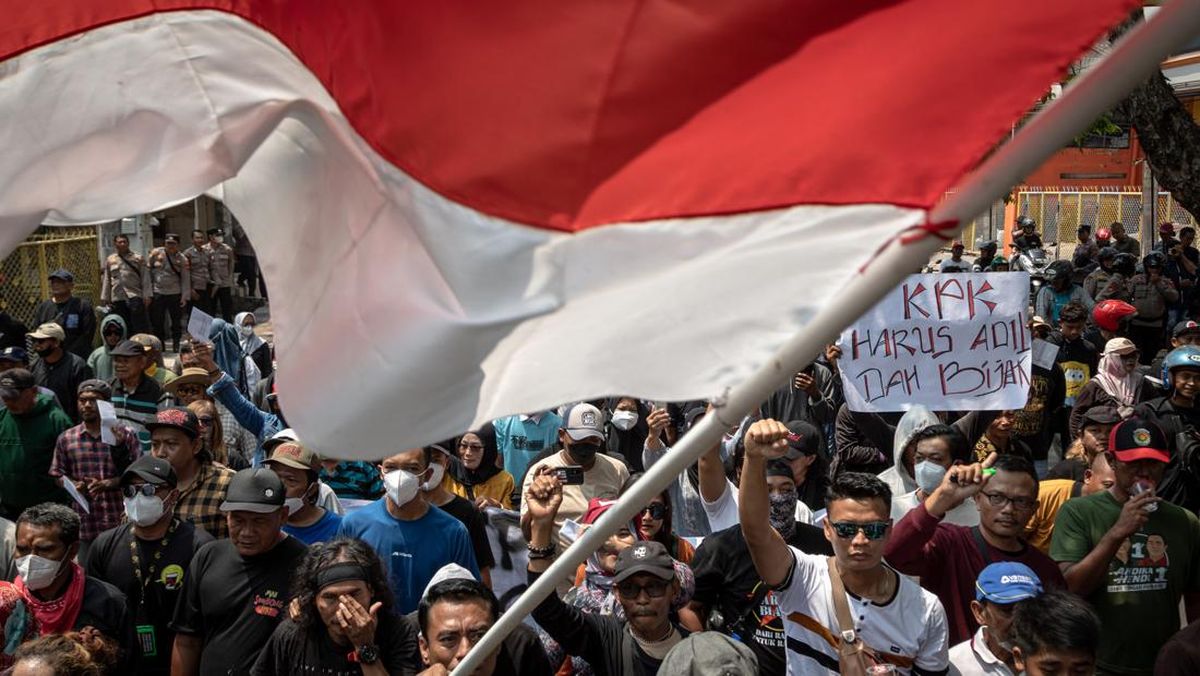 Polisi Tangkap 4 Orang dalam Demo Pemakzulan Bupati Pati Sudewo