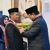 Bahlil Lahadalia Dapat Gelar Kehormatan dari Prabowo
