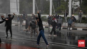 Tol Dalam Kota Ditutup Total Imbas Demo di Gedung DPR