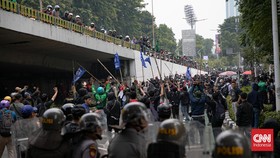 Lalin Gatsu Arah Slipi Masih Ditutup Imbas Demo 25 Agustus di DPR