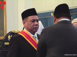 Haji Isam Dapat Gelar Bintang Mahaputera Utama dari Prabowo