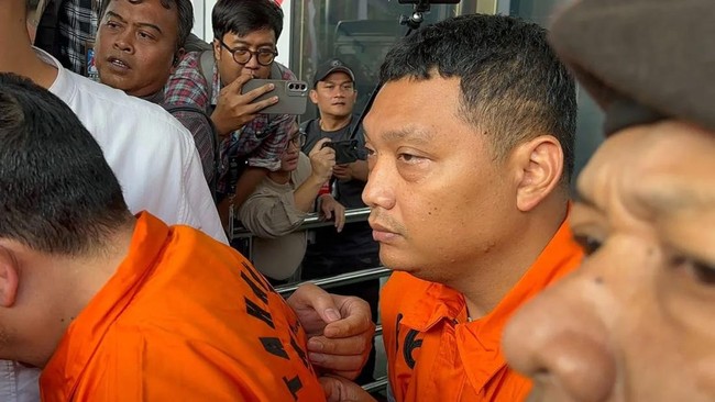 KPK menyebut tersangka Irvian Bobby menggunakan banyak rekening atas nama orang lain untuk menampung uang diduga hasil pemerasan pengurusan sertifikasi K3.