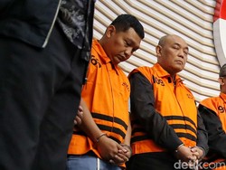 Video: KPK Sita Uang Dolar Seusai Geledah Rumah Irvian Sultan Kemnaker