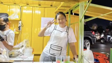 Berita Viral Selebriti dari InsertLive : Kalina Ocktaranny Bangga Hasil Jualan di Pinggir Jalan Bisa Beri Makan Banyak Orang