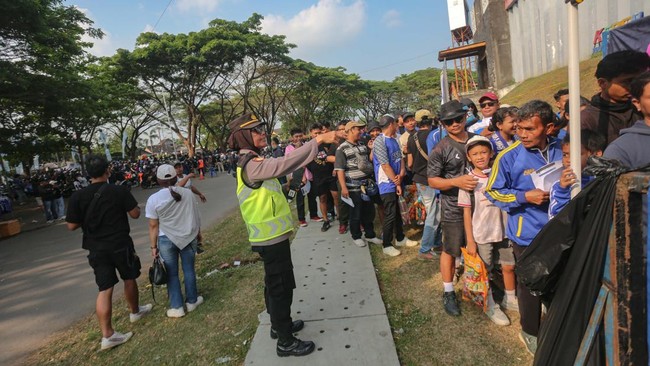 Polisi mengungkap kronologi ricuh antar-suporter yang terjadi di Kota Yogyakarta usai PSIM vs Persib di Super League, berawal dari saling ejek.