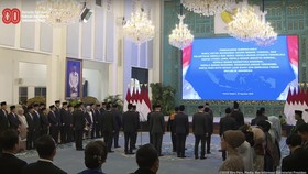 Suharto Ucap Sumpah Jadi Wakil Ketua MA di Hadapan Prabowo