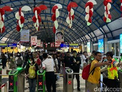 Banyak Orang Menginap di Stasiun, Muncul Wacana KRL Operasi 24 Jam