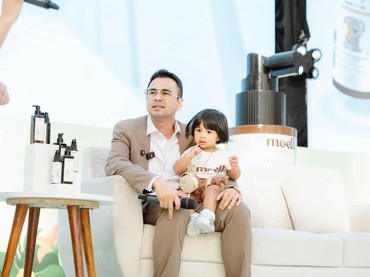 img-title Raffi Ahmad Bongkar Reaksi Rafathar Saat Pertama Kali Lihat Baby Lily di Andara