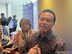 Sekda Pastikan Proyek LNG Bali Dilanjutkan