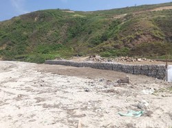 Pemkab Minta Pengembang Bongkar Beronjong di Pantai Torok Aik Belek