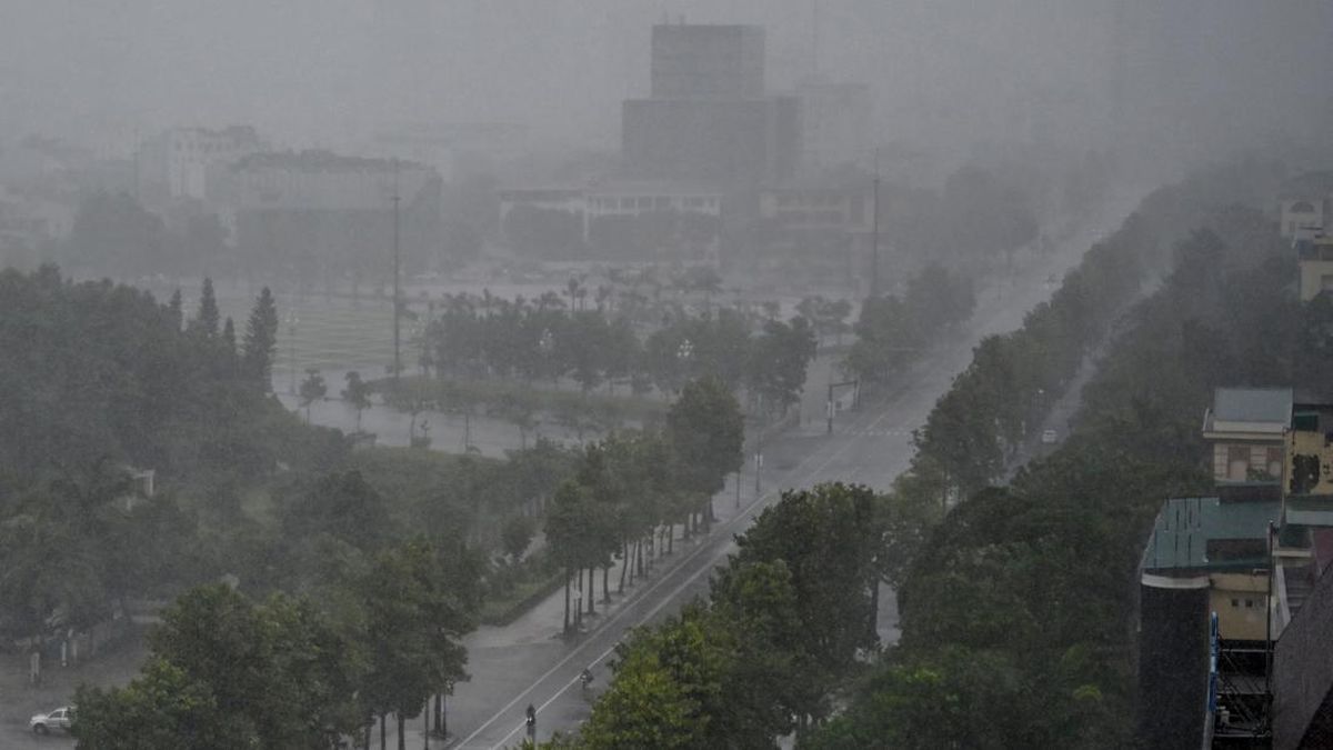 Lautan 'Mendidih', Pakar Peringatkan Badai Bakal Makin Dasyat