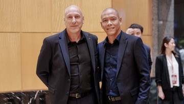 Berita Olahraga Terkini CNN Sport : Kata Nova Arianto Soal Zwiers Jadi Dirtek PSSI Jelang Piala Dunia U-17