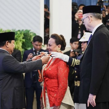 Ini Arti Bintang Mahaputera Utama yang Diberikan Presiden Prabowo ke Aktris Christine Hakim