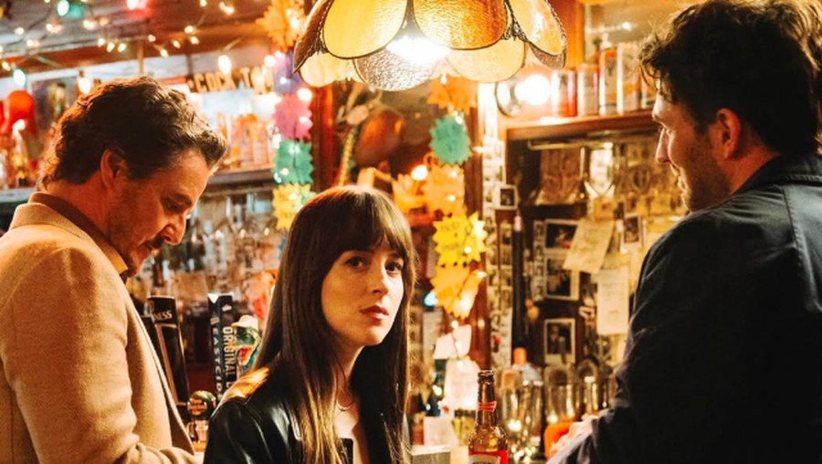 Cinta di Tengah Bayang-Bayang Kapitalisme&sol;Foto&colon; instagram&period;com&sol;materialists