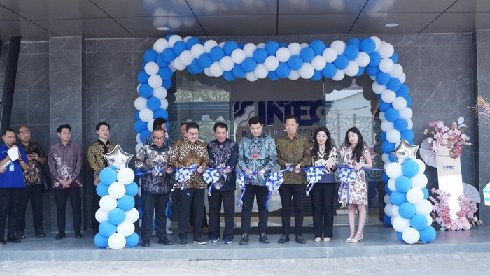 Ekspansi Ini Bagian Dari Strategi Jangka Panjang Untuk Memperkuat Posisi di Industri Atap Upvc Ecoroof Serta Atap Fibre Dengan Merek FibreLux & FibreAlum