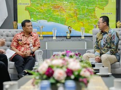 Pemprov Jateng Target Pasang 1.000 Sambungan Listrik Gratis untuk Warga Miskin