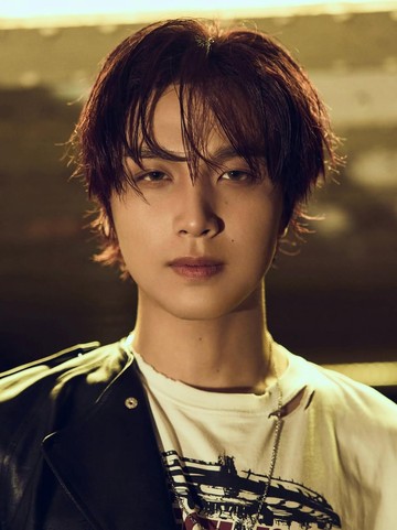 Segera Debut Solo, Simak Deretan Potret Haechan NCT yang Penuh Pesona