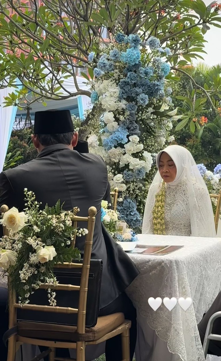 Ibunda Ayudia Bing Slamet Ibunda Ayudia Bing Slamet