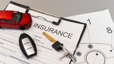 Tips Pilih Perlindungan Kendaraan di Era Mobil Konvensional-Listrik