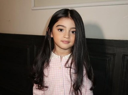 Wajah Guzel Anak Ali Syakieb & Margin Disebut Mirip Boneka Barbie, Intip 5 Potret Cantiknya