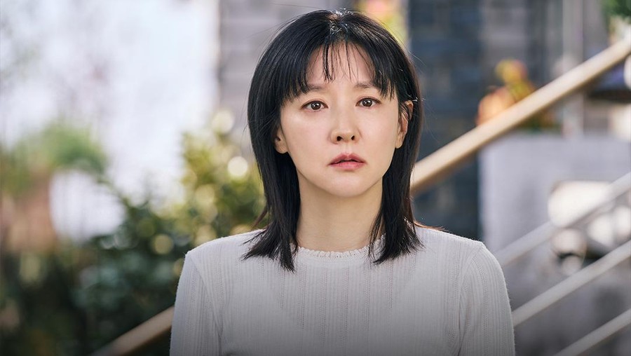 Drama Korea Walking On Thin Ice.