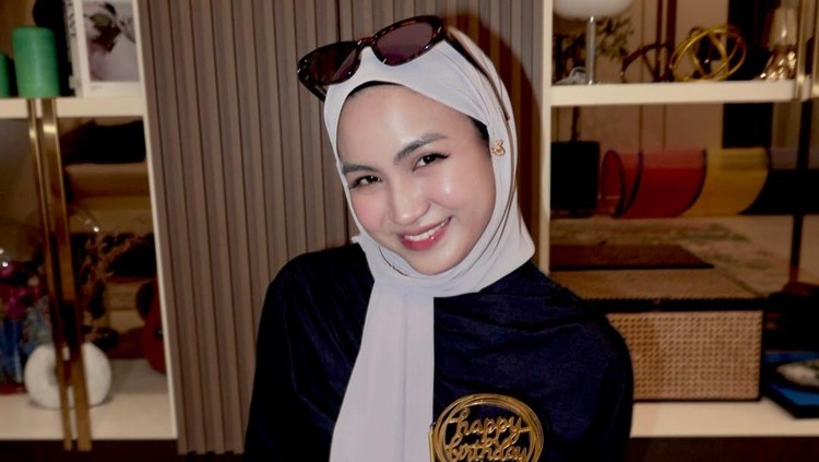 xaviera putri xaviera putri
