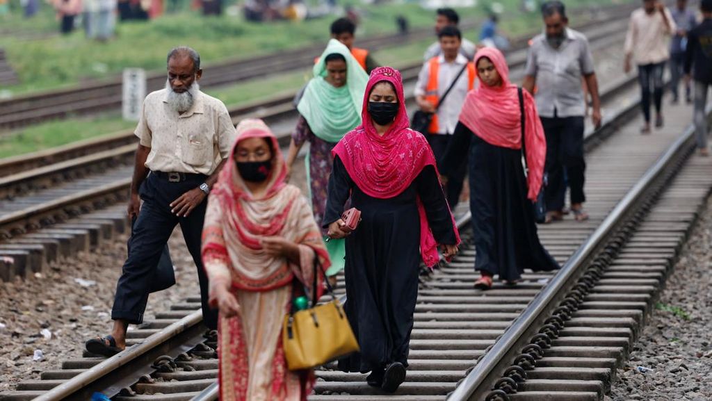 Bangladesh Pangkas Jam Kerja Demi Hemat Energi Imbas Konflik Timteng