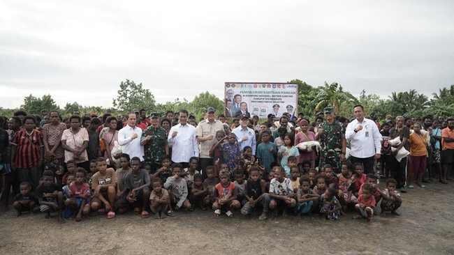 Penyaluran bapang di Papua Selatan menjadi upaya menjaga ketahanan pangan nasional, serta memastikan pemerataan akses pangan pokok bagi rakyat Indonesia.
