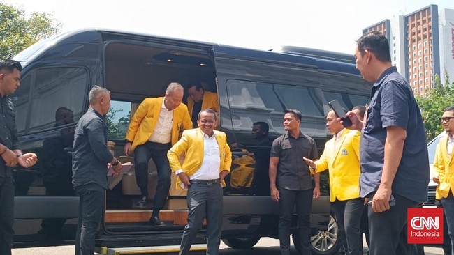Waketum Golkar menyebut kedatangan elite DPP Golkar ke Istana menemui Presiden Prabowo Subianto pada Rabu (27/8) hari ini sekaligus menepis isu Munaslub Golkar.