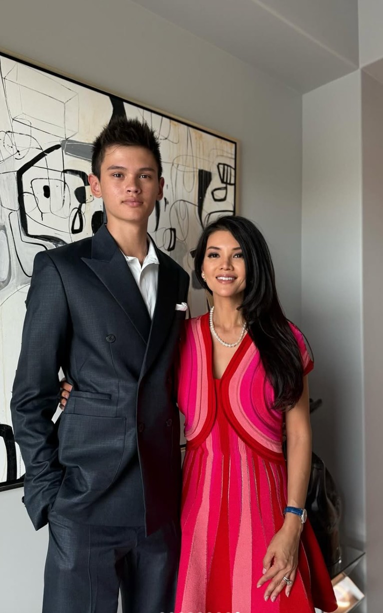 Farah Quinn dan Armand Quinn