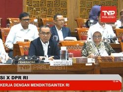 Anggota DPR Sentil Kemendikti soal Gaji Rangkap Jabatan: Kalau Kami Dihujat