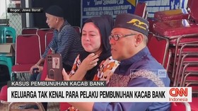VIDEO: Keluarga Tak Kenal Para Pelaku Pembunuhan Kacab Bank