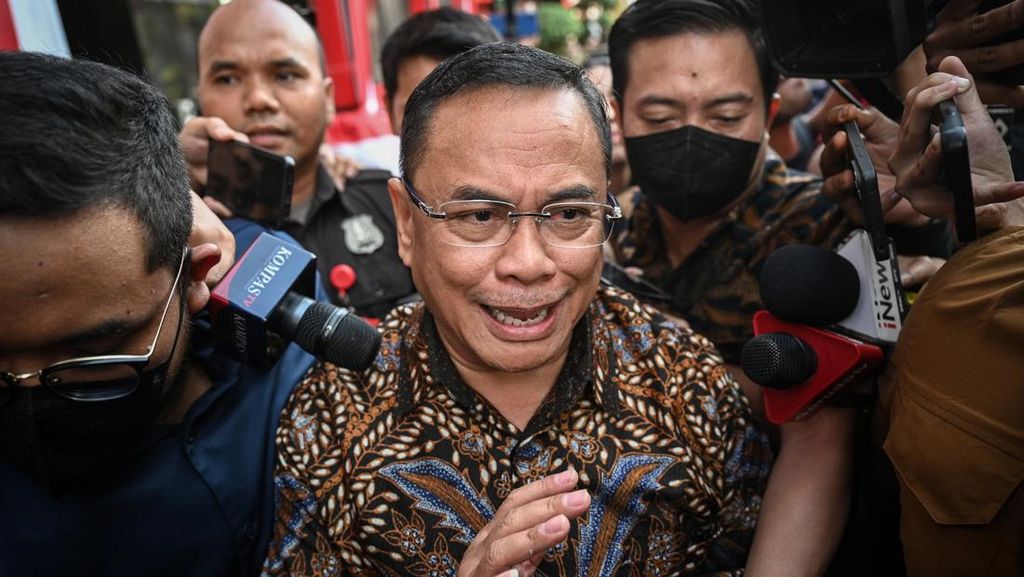 Bupati Pati Sudewo Kena OTT Kasus Dugaan Suap Jual Beli Jabatan