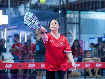 img-title Menilik Raket Padel Puan Maharani yang Seharga Mesin Cuci