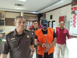 Jadi Tersangka Korupsi Sewa Plaza Klaten, Sekda Klaten Ditahan!