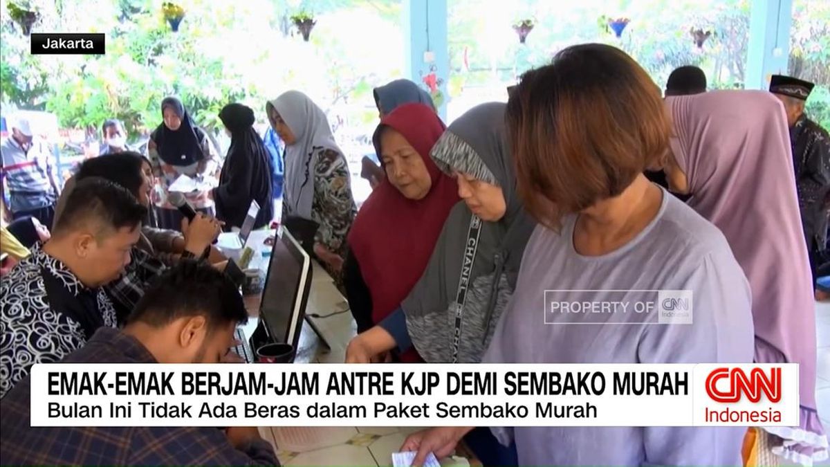 VIDEO: Emak-Emak Berjam-Jam Antre KJP Demi Sembako Murah