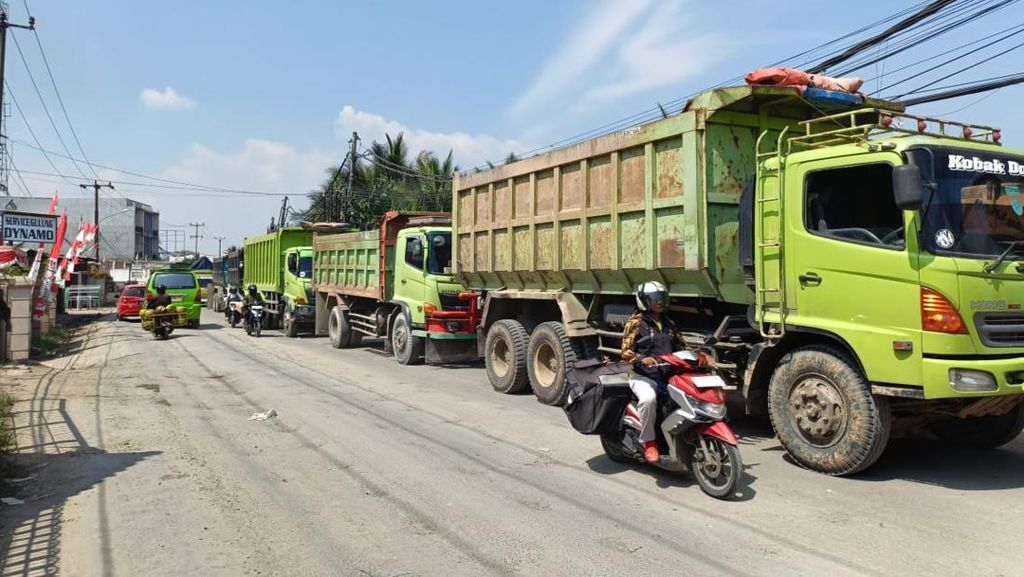 Truk Tambang Dilarang Melintas di Tangerang Selama Mudik 13-30 Maret