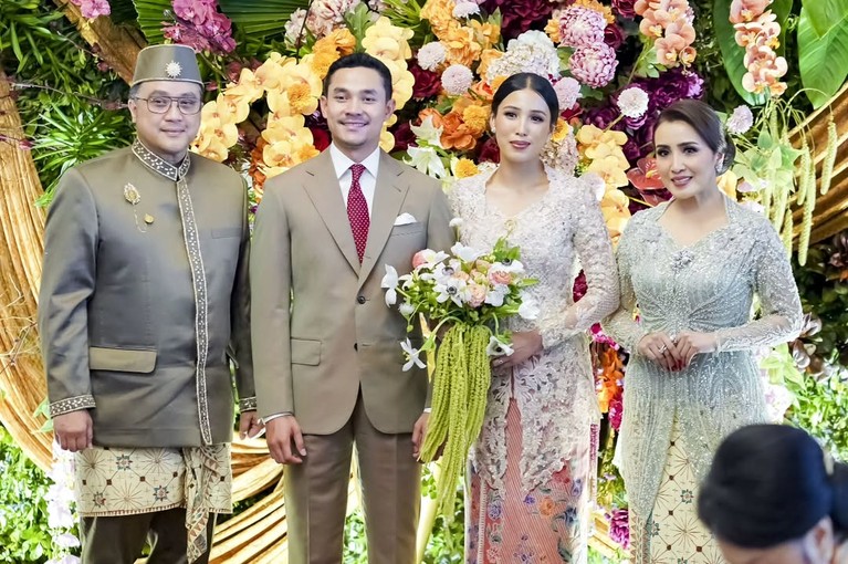 Alifiya putri dede yusuf Alifiya putri dede yusuf