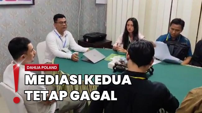 Ngotot Ingin Cerai, Dahlia Poland Tinggalkan Rumah Fandy Christian