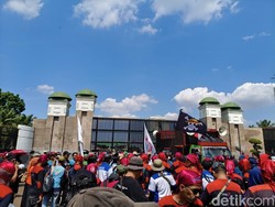 Peneliti CSIS soal Pemicu Demo: Rakyat Terhimpit Vs Wakil Rakyat Arogan