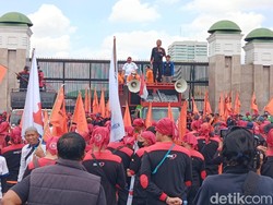 Sepinya Suasana Dalam Gedung DPR Saat Buruh Demo di Luar