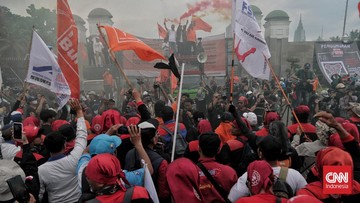 FOTO: Demo Buruh di DPR