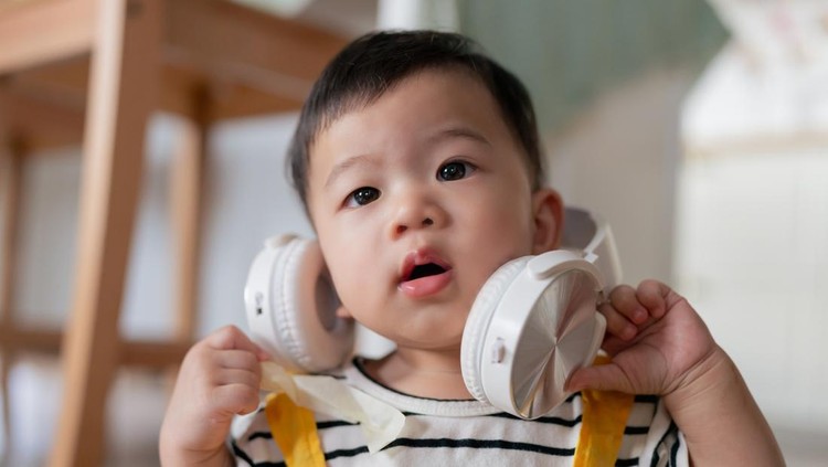 Earmuff bayi untuk naik pesawat Earmuff bayi untuk naik pesawat