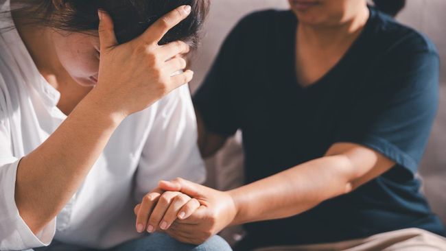 Jangan Ucap Tenang, Ini 10 Kalimat yang Justru Membuat Orang Cemas Makin Tertekan