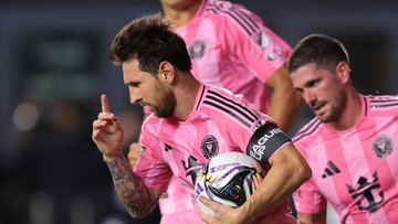 Sorotan Dunia Olahraga CNN Sport : FOTO: Messi Pimpin Inter Miami Menuju Trofi Baru