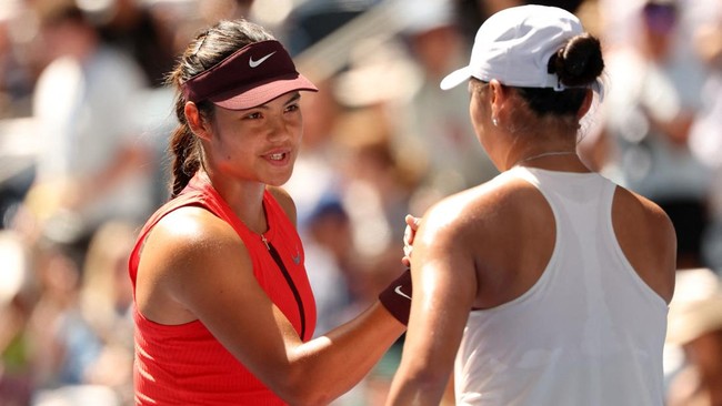 Emma Raducanu memuji Janice Tjen sebagai lawan yang sangat berbahaya meski berhasil mengalahkan petenis Indonesia itu di babak kedua US Open 2025.