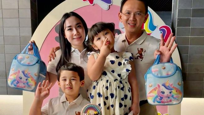 Puput Nastiti Diduga Hamil Anak ke-3, Ini 7 Momen Ahok dan Istri Rayakan Ultah ke-4 Sarah Disorot