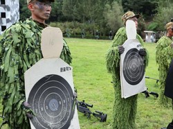 Kim Jong Un Inspeksi Latihan Pasukan Khusus dan Sniper